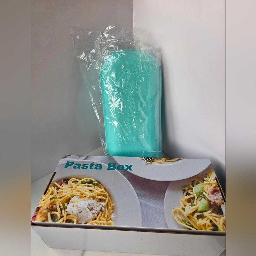 Microwave Pasta Container